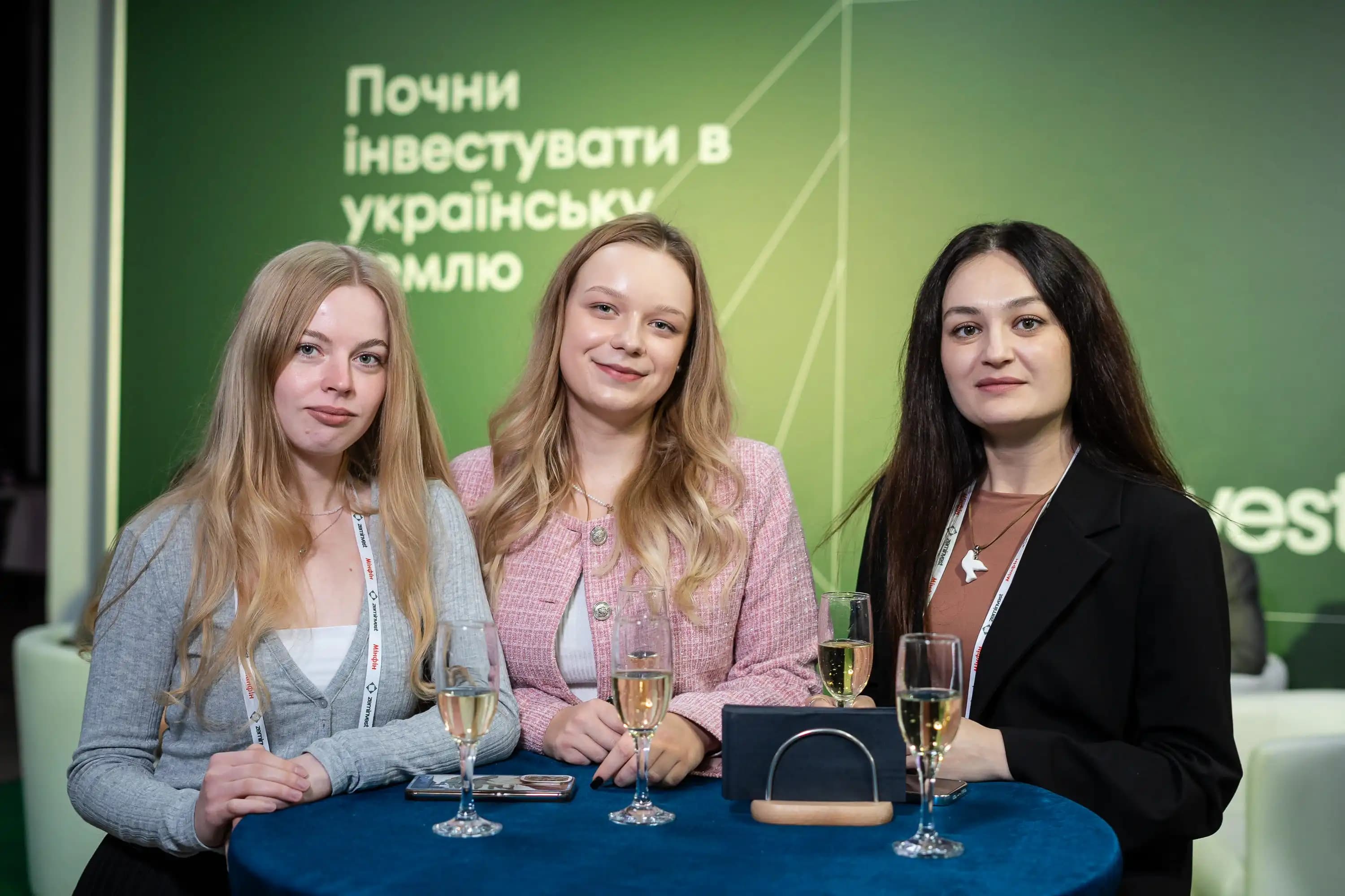 Maryna&Anna&Olena